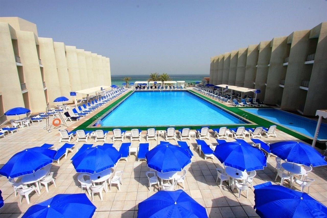 Beach Hotel Sharjah Bagian luar foto